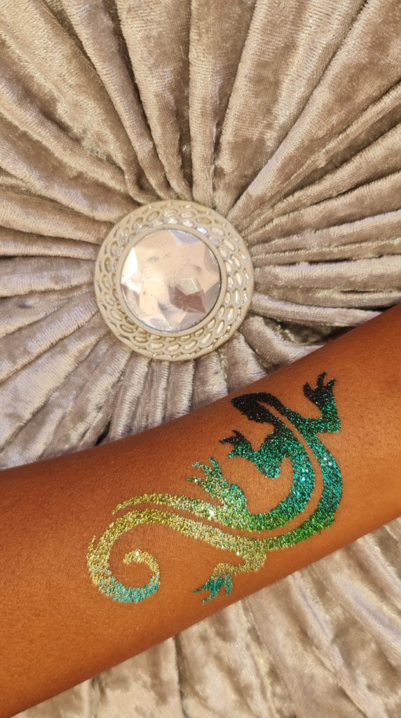 glitter tattoo